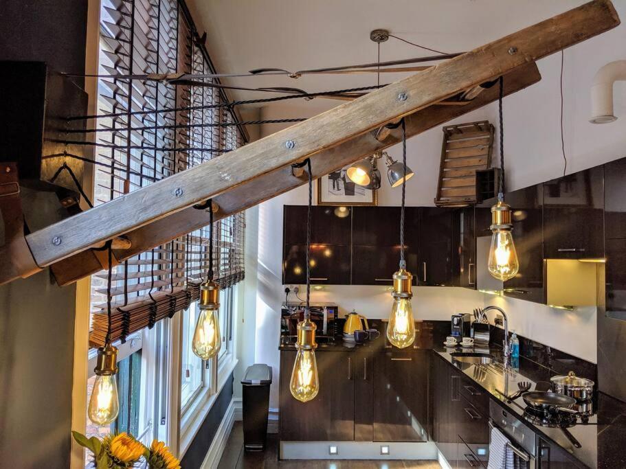 Boutique City Centre Flat By City Superhost Manchester Exterior photo